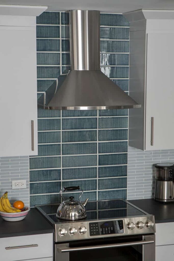 Kitchen tile Backsplash
